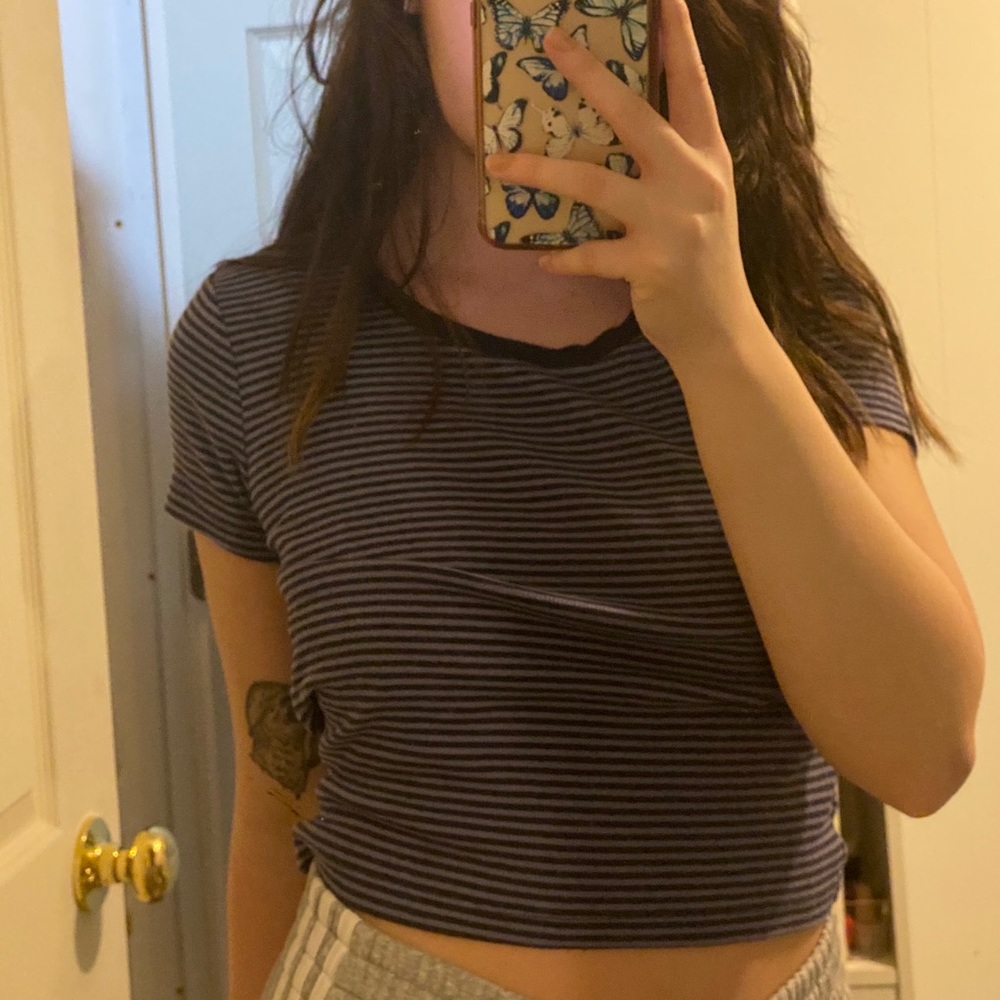 Charlotte Russe Cropped Tee